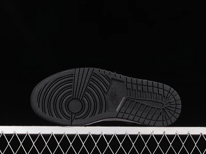 All categories Air Jordan Jordan series basketball shoes Air Jordan 1 Low Z version Air Jordan 1 Low AJ1 Joe 1 black and white laser cultural and leisure sports sneakers DQ2516-108